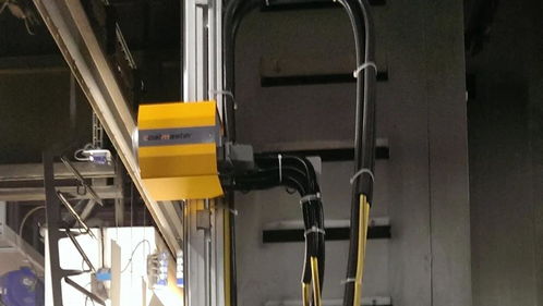 新科技 產(chǎn)品進(jìn)烤爐前非接觸測(cè)膜厚