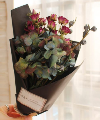 禮品花卉銷售與花卉擺設聯系方式指南